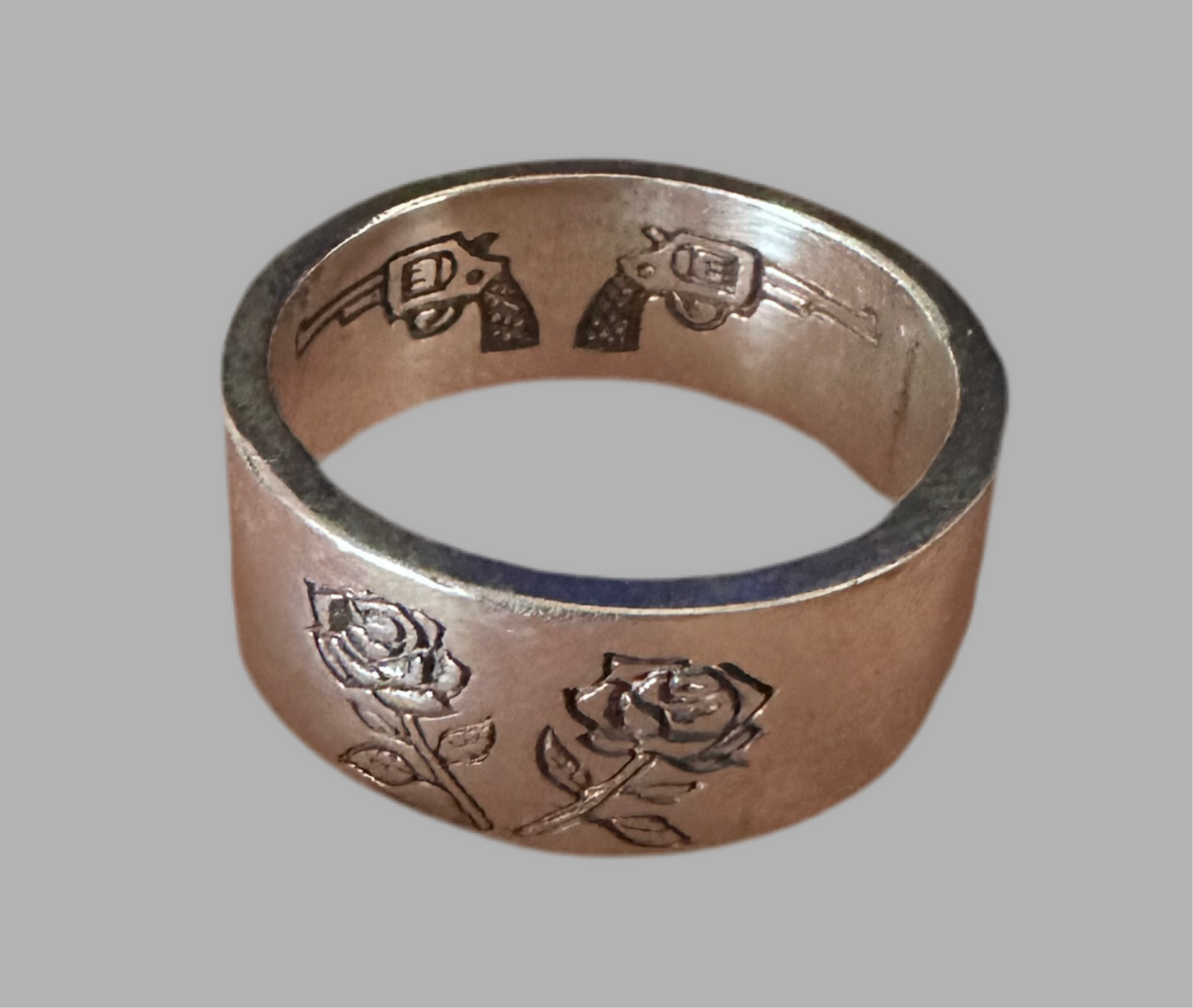 Guns and Roses Ring
