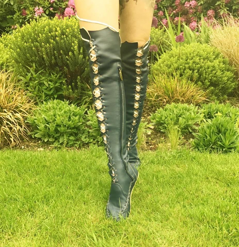 Botas altas hasta la rodilla de piel sintética negra