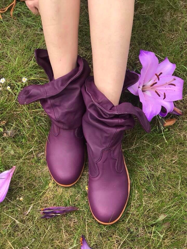 'Fairy Slippers' Ankle Boots in Plum