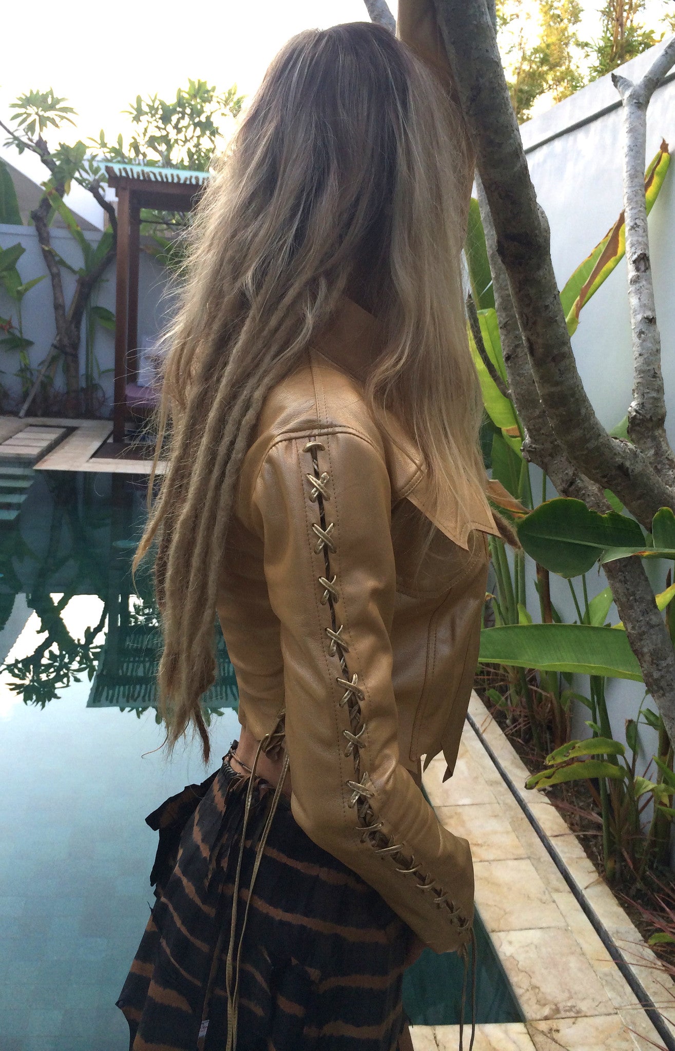 Chaqueta Bolero De Piel Dorada Pura