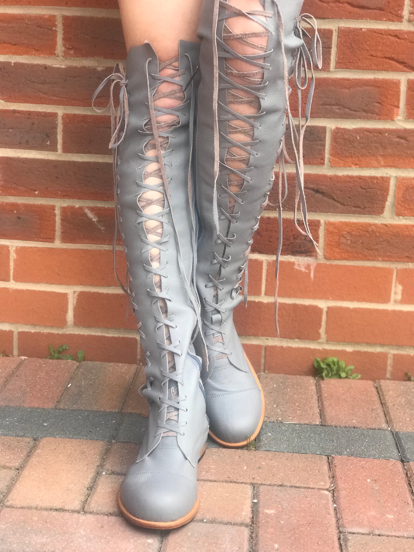 'Clockwork Fairy' Grey Knee High Boots