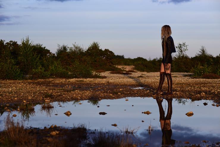 gipsy dharma cream leather boots