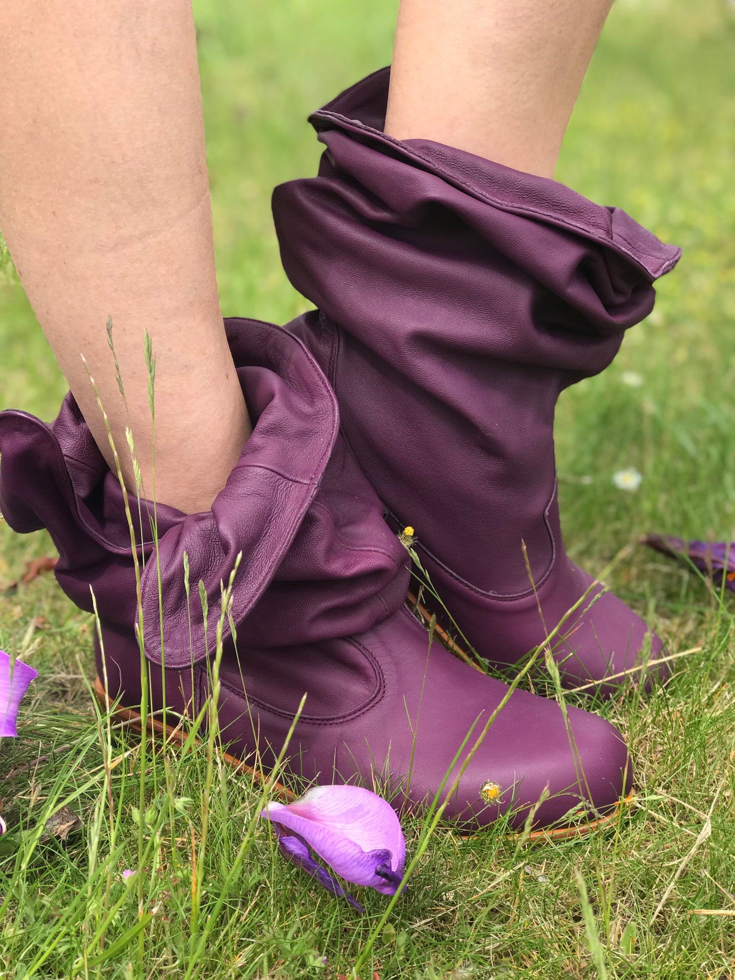 Botines 'Fairy Slipper' en ciruela para pedido anticipado