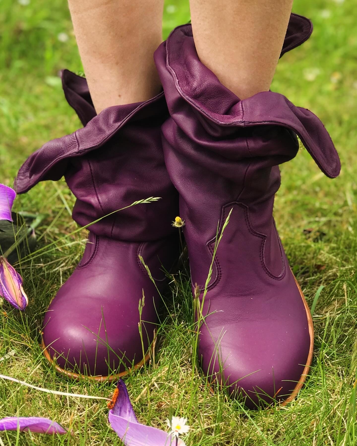 Botines 'Fairy Slipper' en ciruela para pedido anticipado