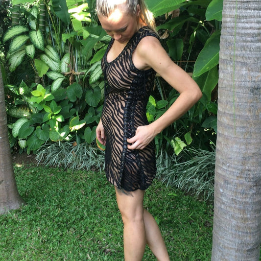 Vestido con cordones de Ms Perfect