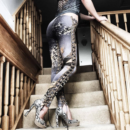 Gipsy Dharma 'Halloween... Solo en casa' Leggings con cordones