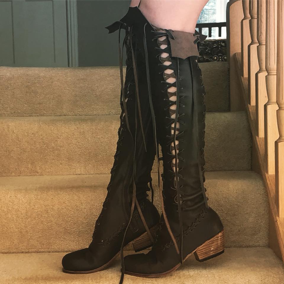 Botas hasta la rodilla del día del Hada Mecánica