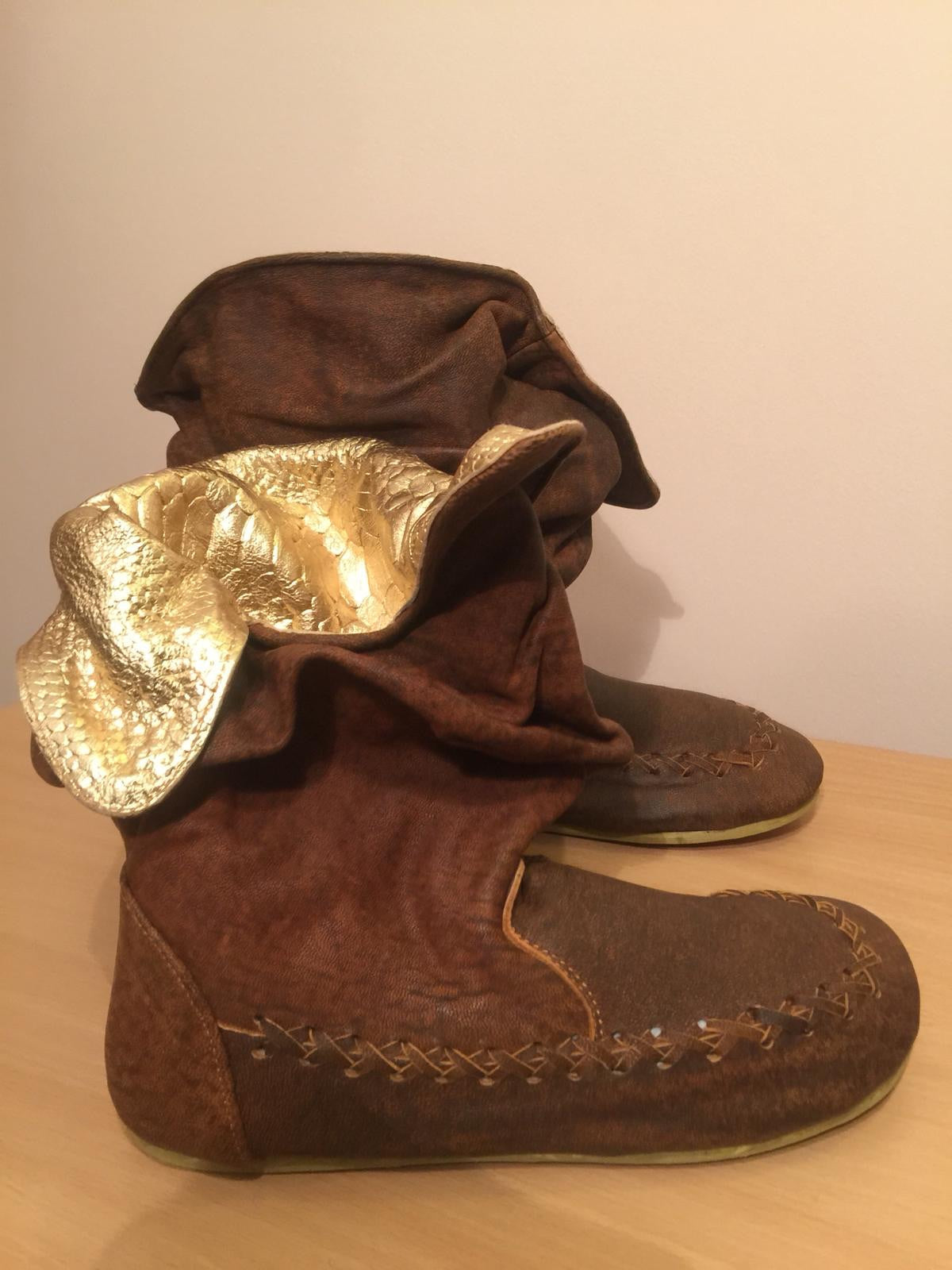 'Peter Pan Slippers' in Tan with Gold for Pre Order