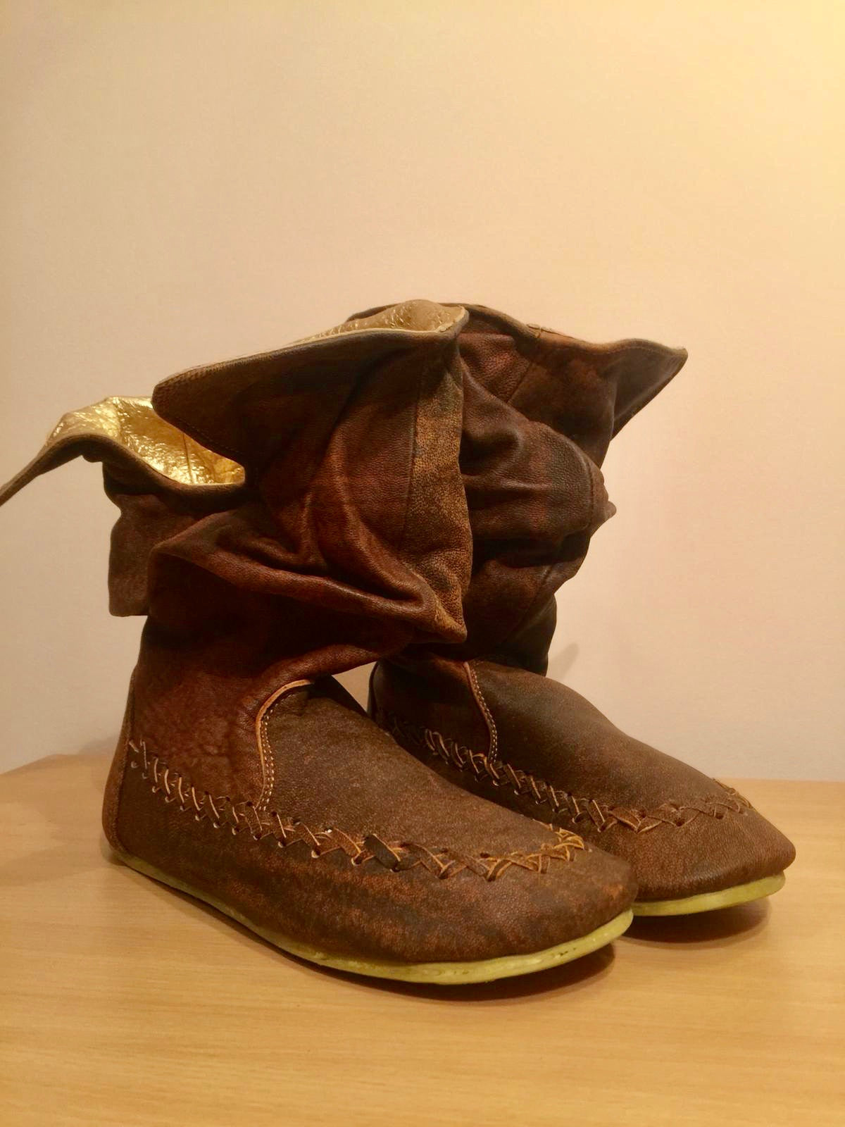 'Peter Pan Slippers' in Tan with Gold for Pre Order